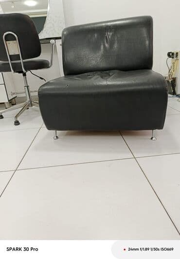 стол для маникюра купить: Salon tipli gözləmə kreslosu
islenmis ünvan Elemler
- Rəng: qara
- — 2