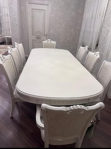 Qonaq otağı üçün, Oval masa, 8 stul