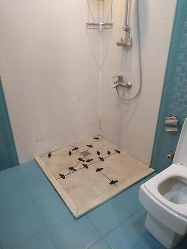 alcipan divar fiqurlari: Duş kabini üçün kafelli duş altlığı hazırlanması və quraşdırılması — 6