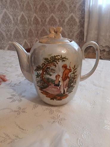 Rəng - Ağ, Dəm caydanı, Farfor