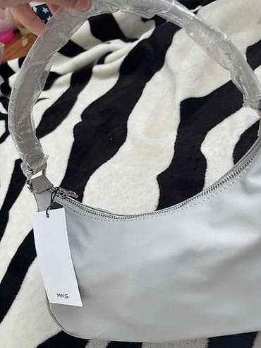 cixollar: MNG qadın çiyn çantası – açıq boz rəng - Model: baguette/omuz çantası — 2