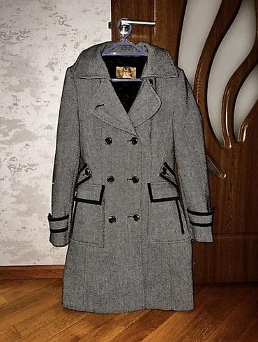 seksi geyim: Qadınlar üçün şık uzun palto – boz rəng, ikiqat düyməli - Kəsim — 2