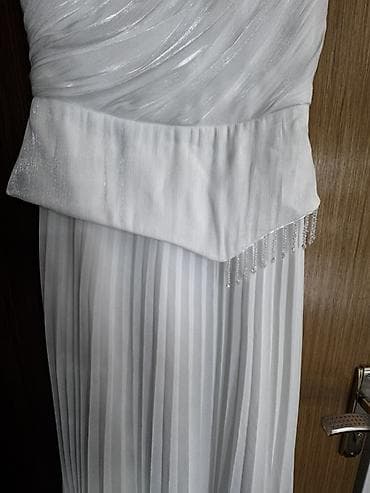 ağ paltar: Ağ rəngli zərif maxi paltar 1 defe geyinilib elciliye 40 razmer 60 — 5