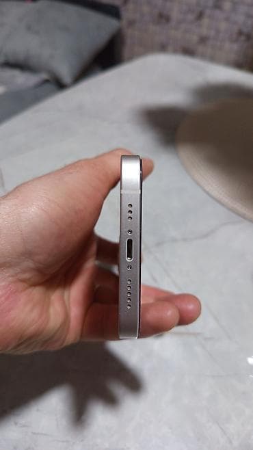 samsung es 9: IPhone 12, Ağ, Face ID — 4