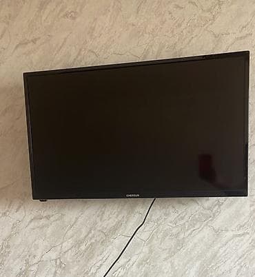 ✅Tecili 82 ekran smart TV satılır 220 AZN.az iwlenib Unvan heyder