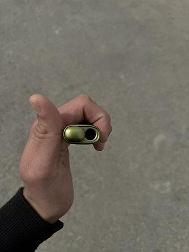 Личные вещи: IQOS cihazı – yaşıl (olive) rəngdə, kompakт dizayn. - Elektron tütün — 6