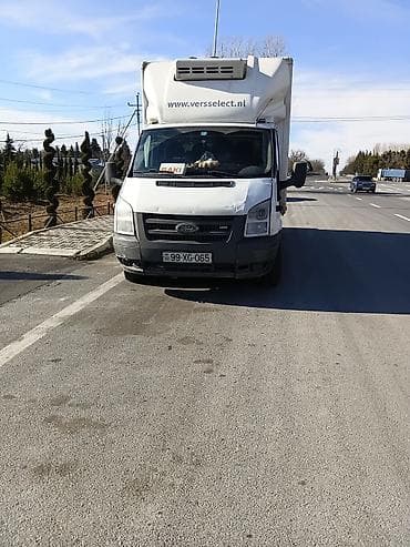 Ремонт техники: Yükdaşıma xidməti – izoterm/soyuduculu qutu kuzovlu Ford yük maşını — 1
