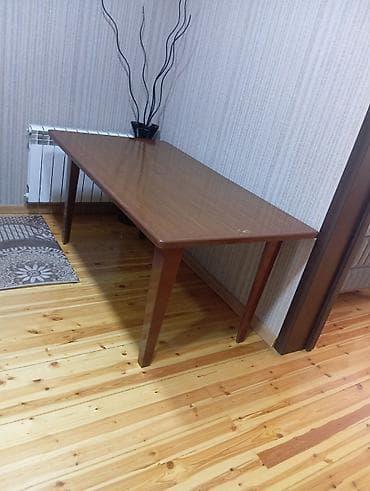 Taxta yemək/iş masası - Material: ağac əsaslı (şaqraq qəhvəyi rəngdə
