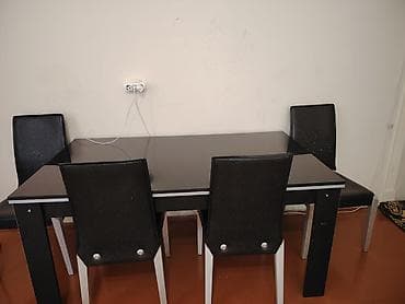 Qonaq otağı üçün, İşlənmiş, Açılmayan, Dördbucaq masa, 6 stul