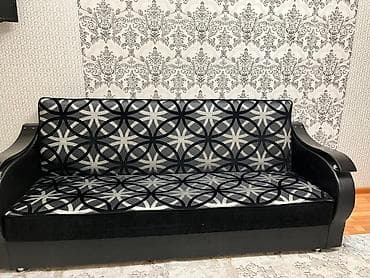 işlenmiş kreslo: 1 divan ve 2 kreslo. Yaxsi veziyyetdedir. Acilib yigilir. Unvan — 2