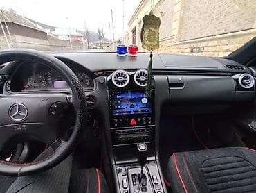 mercedes mini: Mercedes-Benz E-Class (W210) sedan - Kuzov: 4 qapılı sedan, tünd — 6