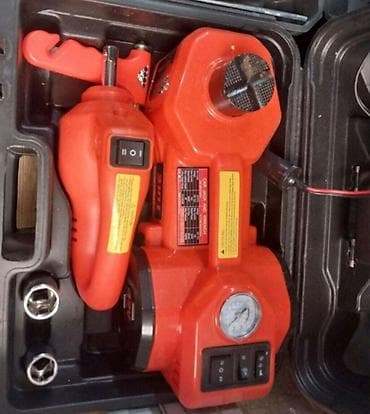 təkəri: Yeni Elektrik Domkrat, Maksimum yükqaldırma: 5 t — 4