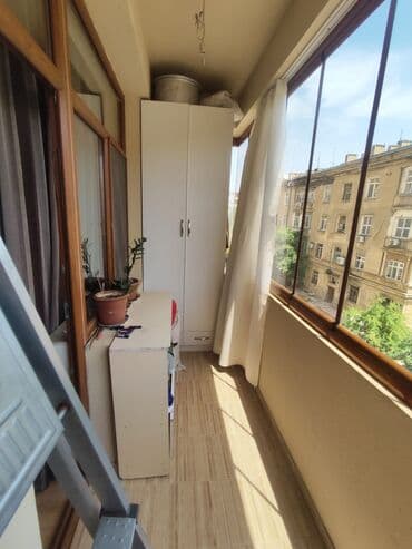 gorədildə satılan evlər: Bakıxanov qəs., 3 otaqlı, Yeni tikili, m. Neftçilər, 106 kv. m — 13