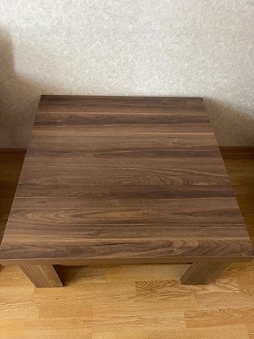 pufik stol: Kvadrat masa, Transformer, Təkərsiz, Teksturalı laminat, Ünvandan götürmə — 1