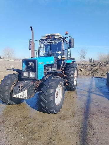 bmw 330 i: Məhsul: Belarus MTZ 1221.2 traktor və qoşma avadanlıq Təsvir: - Güclü — 7