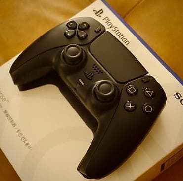blu: PlayStation 5 üçün DualSense simsiz idarəetmə pultu – qara rəng ela — 2