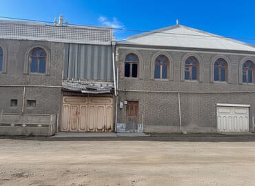 6 otaqlı, 240 kv. m, Orta təmir