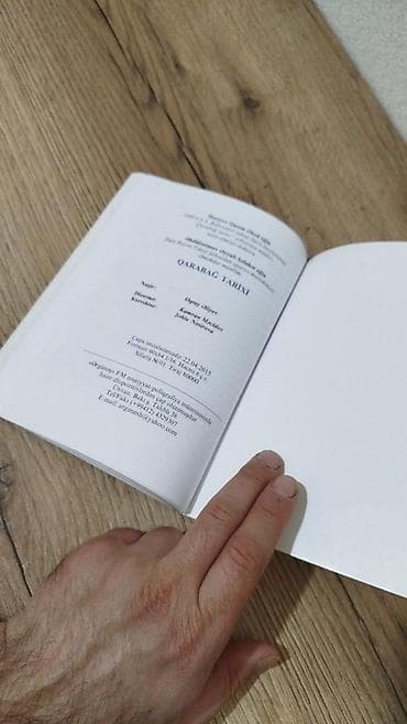 kitab tarix: Kitab: Qarabağ Tarixi Müəlliflər: Qasım Hacıyev, Əyyub Əbdüləzizmov — 5