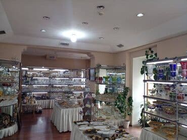 сдаю в аренду помещение: Nəsimi rayonu Köroglu Ğənclik metrosuna yaxnsahəsi 100 kv/m olan, 2 — 1