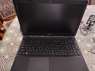 processor core i7: Acer noutbuk Xüsusiyyətlər: - Ekran: 15.6" (mat panel) - Klaviatura — 1