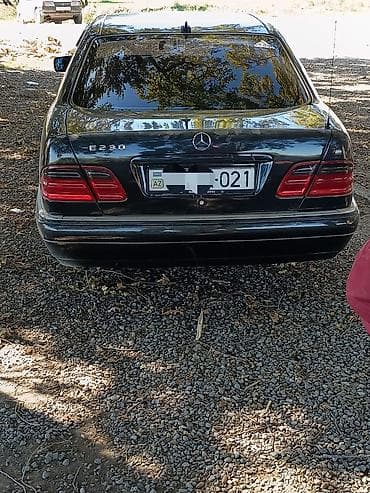 maşin satilir: Mercedes-Benz E 230: 2.3 l | 1996 il Sedan — 4