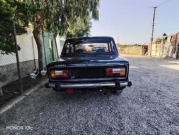 la: VAZ 2106 “Lada” sedan Xüsusiyyətlər: - Kuzov: 4 qapılı sedan, tünd — 2