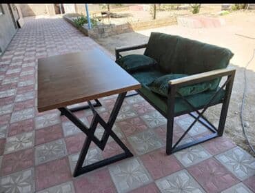 Yeni, Qonaq otağı üçün, Açılmayan, Azərbaycan