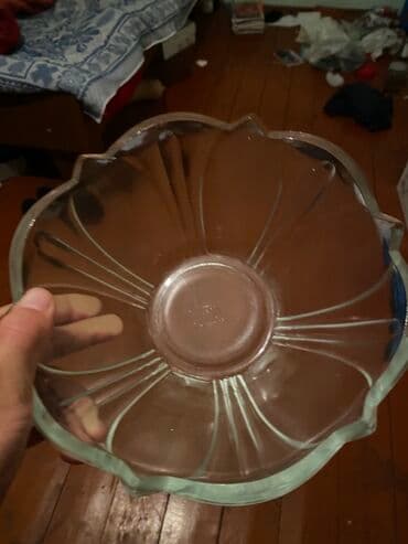 Продукты питания: Şüşə salat qabı - Material: qalın, şəffaf şüşə - Forma: çiçək ləçəyi — 2