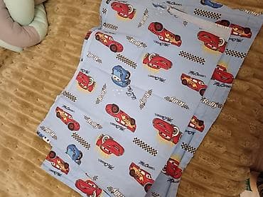 herbi parcalar: Uşaq beşiyi üçün yataq dəsti. Dəstə daxildir:yastıq üzü, yorğan üzü və — 6