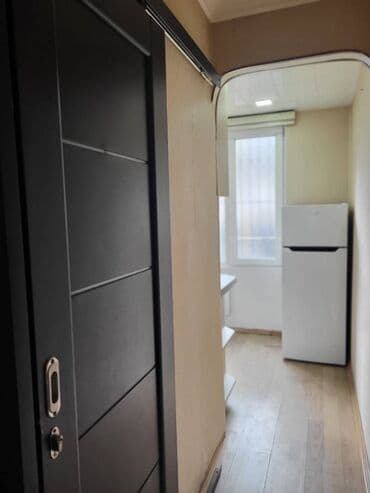 ev kirayesi bakida: Yasamal rayonu,İnşaatçılar metrosunun 2dəqiqəliyində 5mərtəbəli — 9