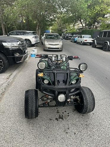 Kvadrosikllar: 250 sm3, 2023 il, 700 km — 4