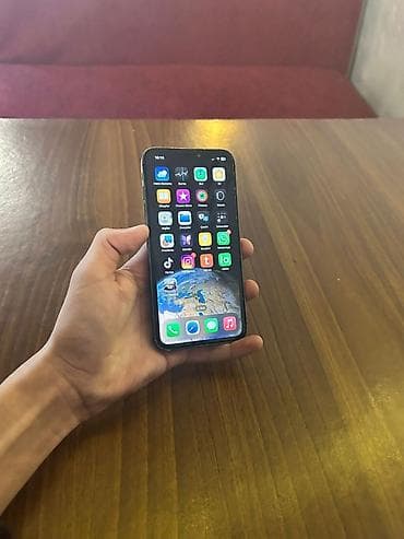 i̇pone 14: IPhone Xs Max, 64 GB, Qara, Face ID — 3