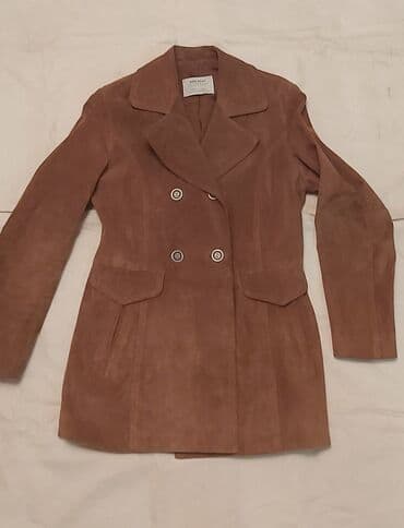 hicabli geyimler: Пиджак замшевый.фирма ZARA.б/уодетый 2-3 раза.размер М.цена 50 ман — 1