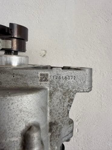 прокладка впускного коллектора: Toyota RAV4 2015-2019 üçün Valvematic. Üstden çıxma. İşlək vəziyyətdə — 2