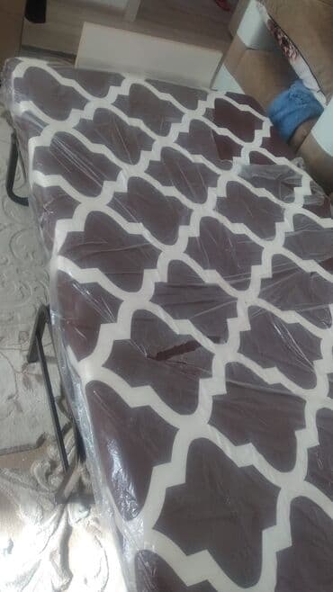 Divan və masa dəstləri: İşlənmiş, Sadə matras, Bir nəfərlik — 2