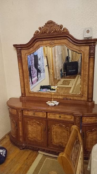 hamam skaflari: Klassik üslubda böyük güzgülü bufet/komod - Material: ağac əsaslı — 1