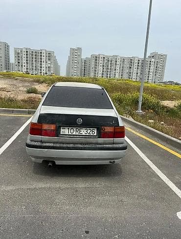 volkswagen com: Volkswagen Vento: 1.8 л | 1992 г. Седан — 9
