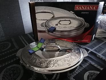 Sanjana paslanmayan poladdan oval yemək qabı – qapaqlı. Məhsul