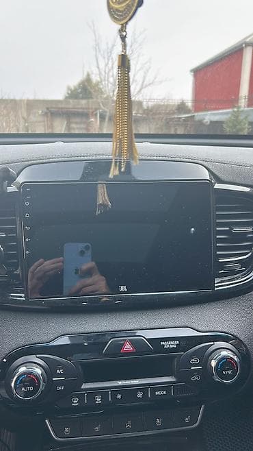 toxuyan: JBL multimedia başlığı – avtomobil üçün böyük sensorlu ekran - Brend — 1