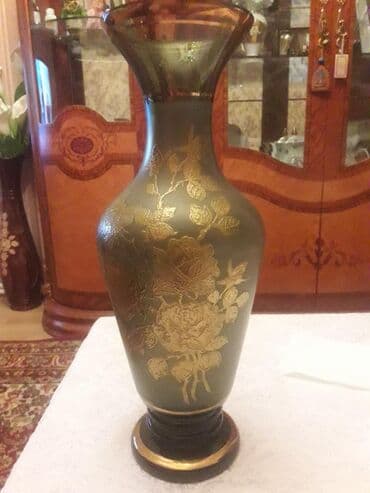 sünü güllər: Güldan.80 ci illərin bogema güldanı.Çexiya.Təzə — 2