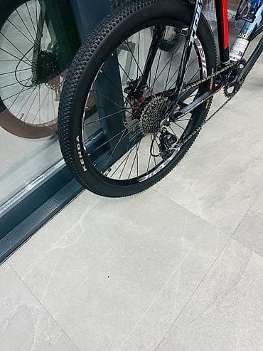 İdman velosipedləri: Trek hardtail dağ velosipedi - Genişlikli alüminium hardtail — 3