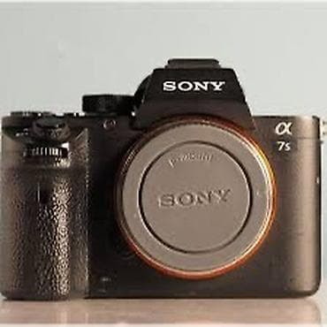 Sony Alpha 7S (A7S) tam kadr güzgüsüz fotoaparat gövdəsi — 1