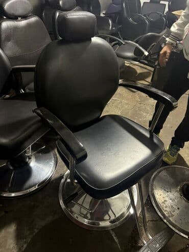 кресло для компьютера: Новый, Без колесиков, Рукояти не регулируются, Кожа — 2