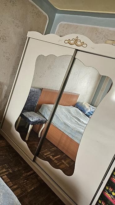 qedimi esyalar: 2 qapılı, Güzgülü, Ağ, Kupe, Düz dolab — 2