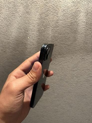 ipad pro ucuz: IPhone 14, 128 GB, Midnight, Zəmanət, Simsiz şarj, Face ID — 9