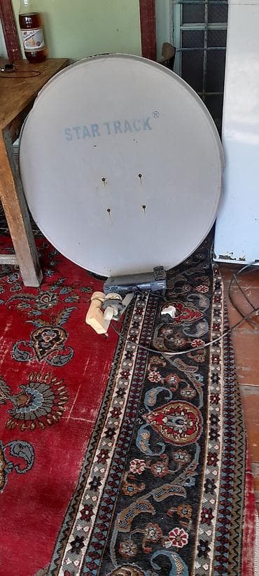 azercell internet modem: Star Track peyk TV komplekti Tərkib: - Star Track ofset peyk antenası — 1