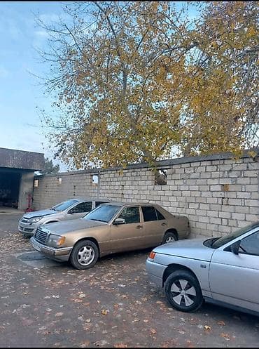 uaz satisi: Mercedes-Benz 200: 2 l | 1990 il Sedan — 8