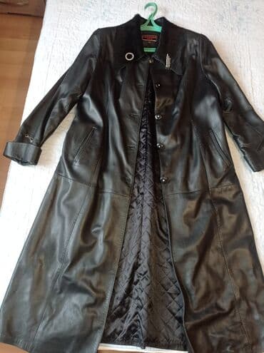 Layka plas,razmer xl . qiymet 24
25 AZN,