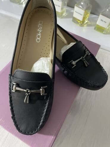 женские мокасины на шнурках: Derimod, Размер: 37, цвет - Черный, Новый — 1