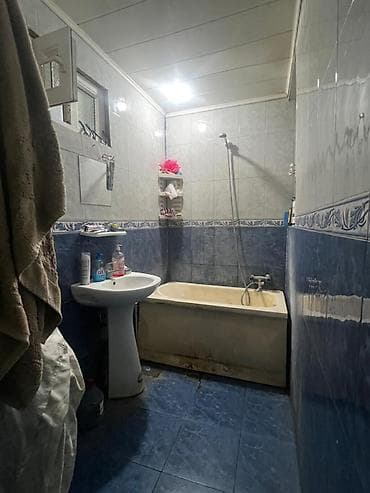 satisda olan evler: Bakı, 2 otaqlı, Köhnə tikili, 65 kv. m — 10